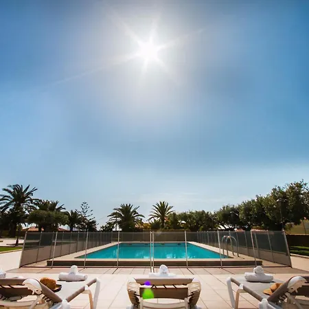 Happy Family By Abahana Villa *