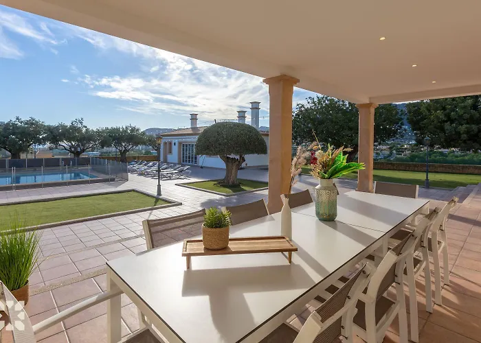 Happy Family By Abahana Villa *