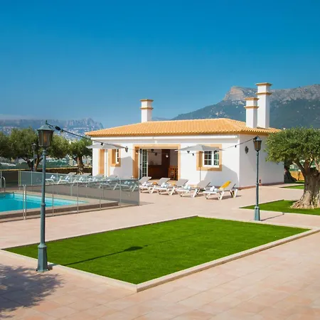 Happy Family By Abahana *